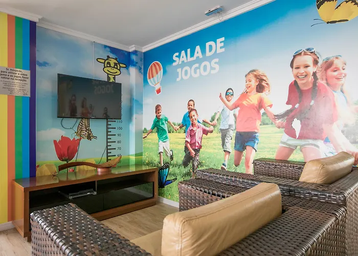 Del Rey QualityHotel Em